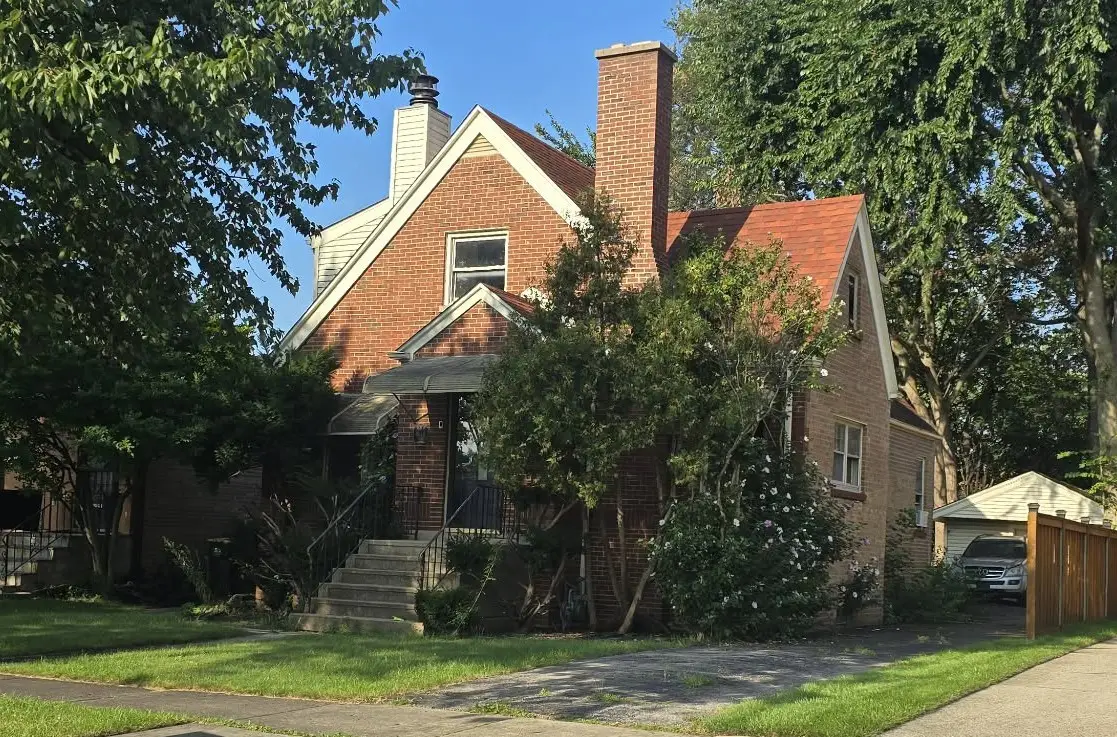 8118 N Ozark Avenue, Niles, IL 60714 - #1