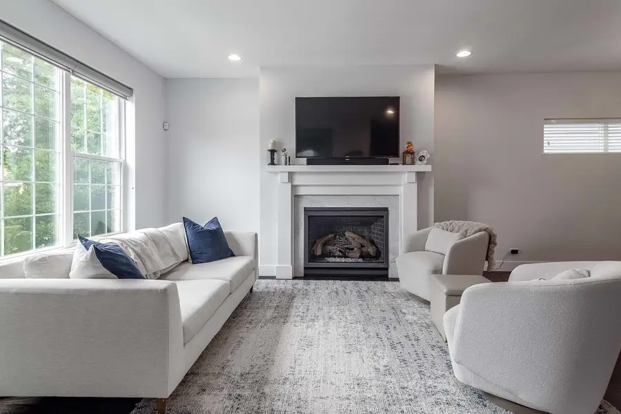 5041 N Normandy Avenue, Chicago, IL 60656 - #3