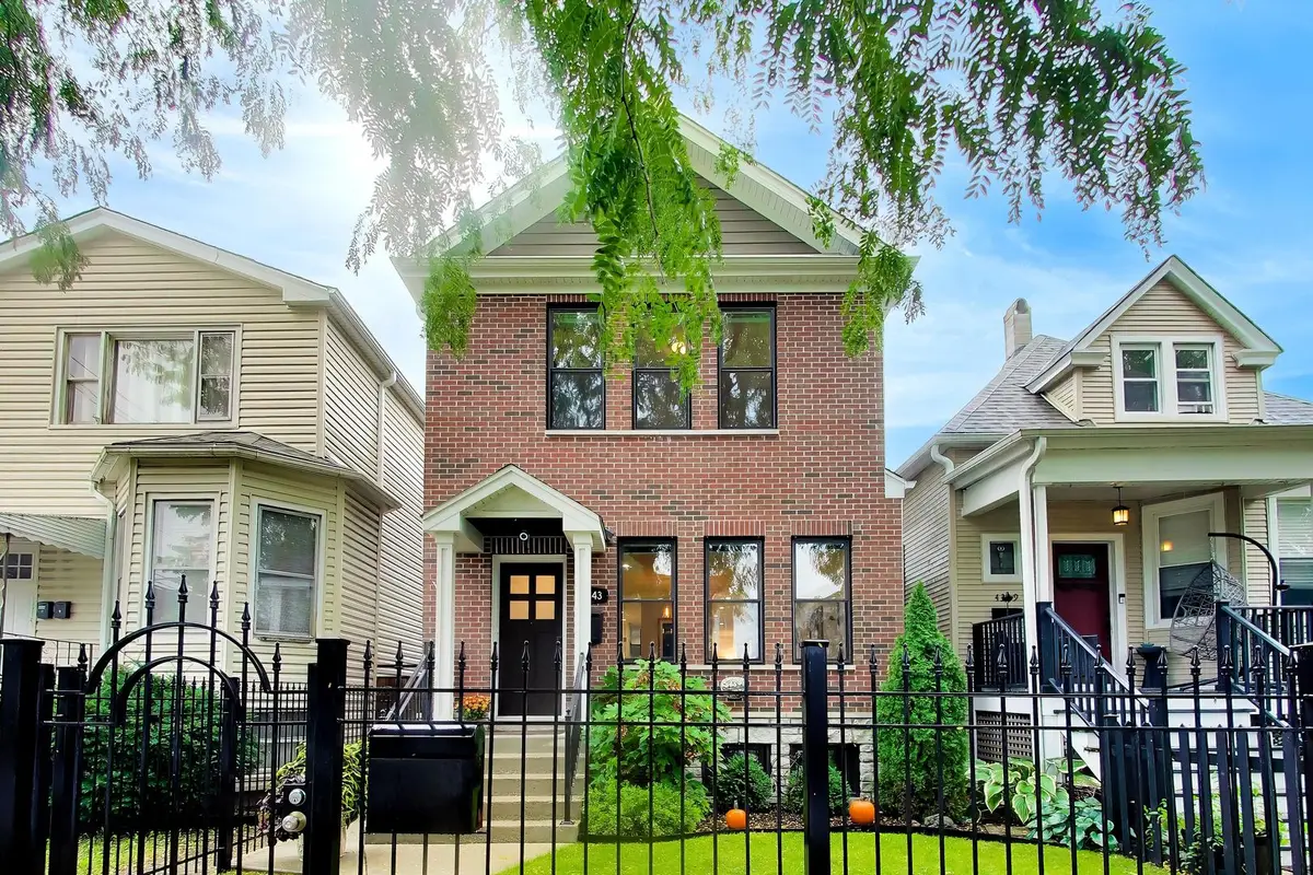 4343 N Hamlin Avenue, Chicago, IL 60618 - #1