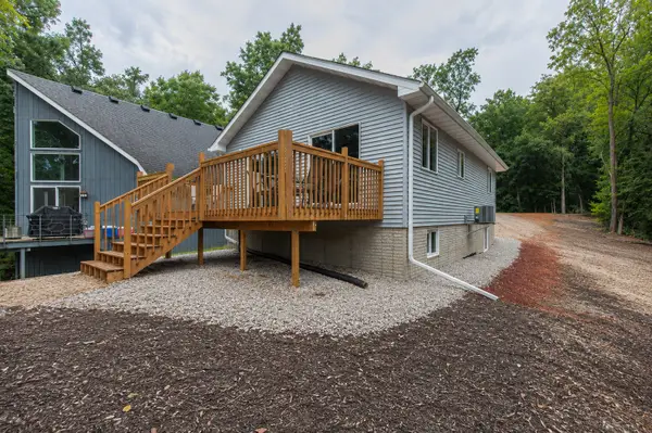 32 Magnolia Drive, Putnam, IL 61560