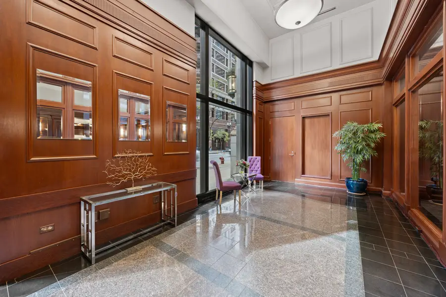 212 W Washington Street #1705, Chicago, IL 60606 - #2