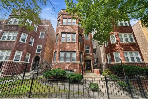 8038 S Maryland Avenue, Chicago, IL 60619