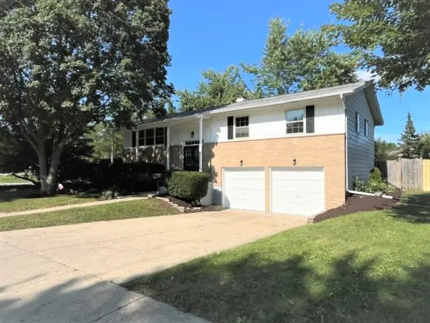 17 S Winston Drive, Palatine, IL 60074 - #1