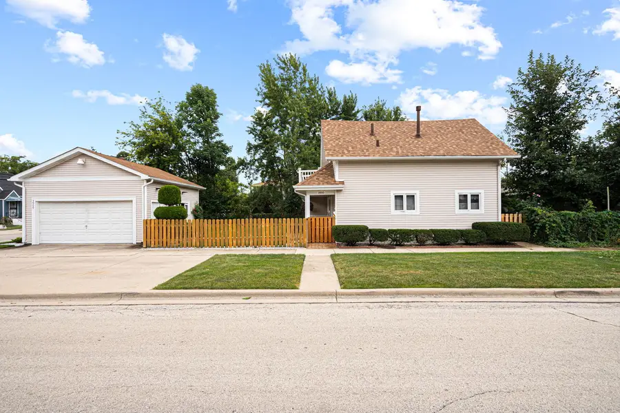 3900 Custer Avenue, Brookfield, IL 60513 - #2