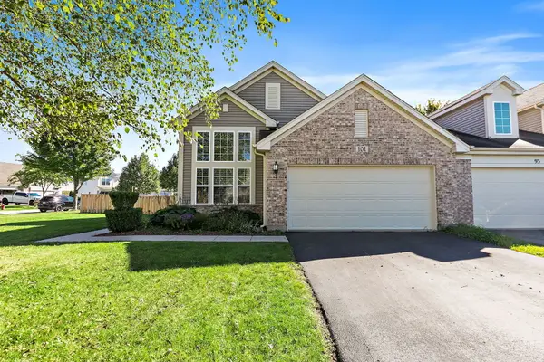 101 Boathouse Road, Pingree Grove, IL 60140
