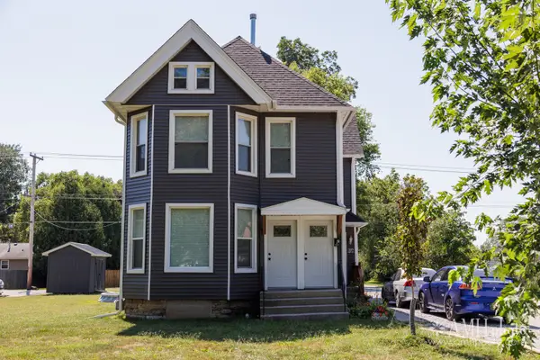 327 E Indiana Street, Momence, IL 60954