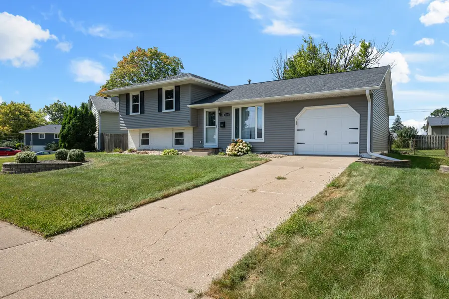 3410 18th Street, Bettendorf, IA 52722 - #2