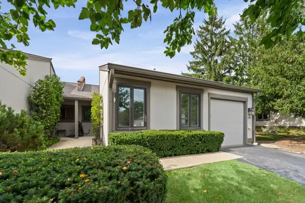 107 Honeysuckle Court, Rolling Meadows, IL 60008