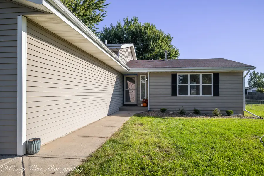 409 Hickory Drive, Davis Junction, IL 61020 - #2