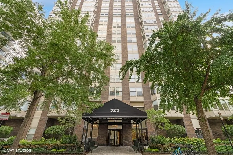 525 W Hawthorne Place #1007, Chicago, IL 60657 - #1