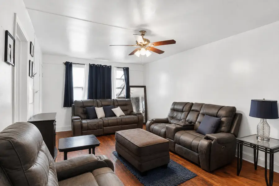 8332 S Kerfoot Avenue, Chicago, IL 60620 - #2