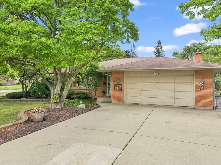 3310 Plum Grove Drive, Rolling Meadows, IL 60008 - #3