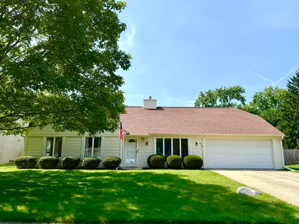 319 Boulder Hill Pass, Oswego, IL 60543