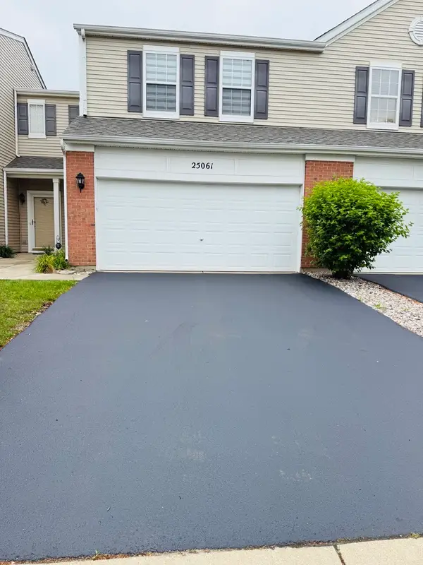 25061 Clare Circle, Manhattan, IL 60442