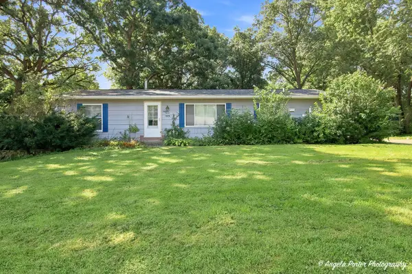1815 Grandview Drive, Johnsburg, IL 60051