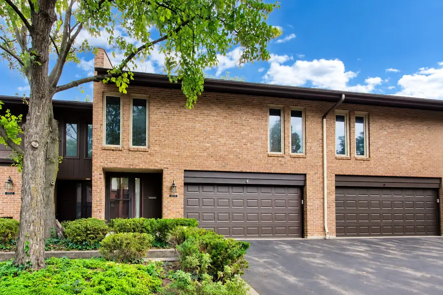 1712 Wildberry Drive #B, Glenview, IL 60025 - #3