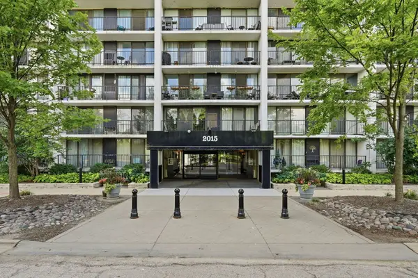2015 S Finley Road #804, Lombard, IL 60148