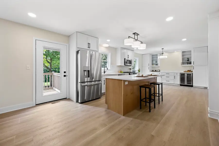 1620 Hemstock Avenue, Wheaton, IL 60189 - #3
