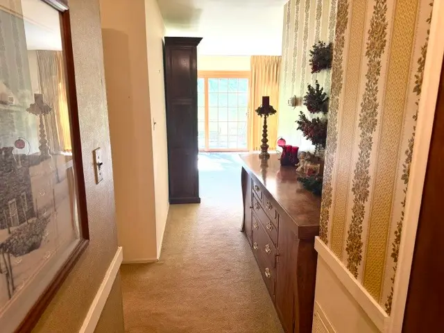 21W331 Ahlstrand Road, Lombard, IL 60148 - #3