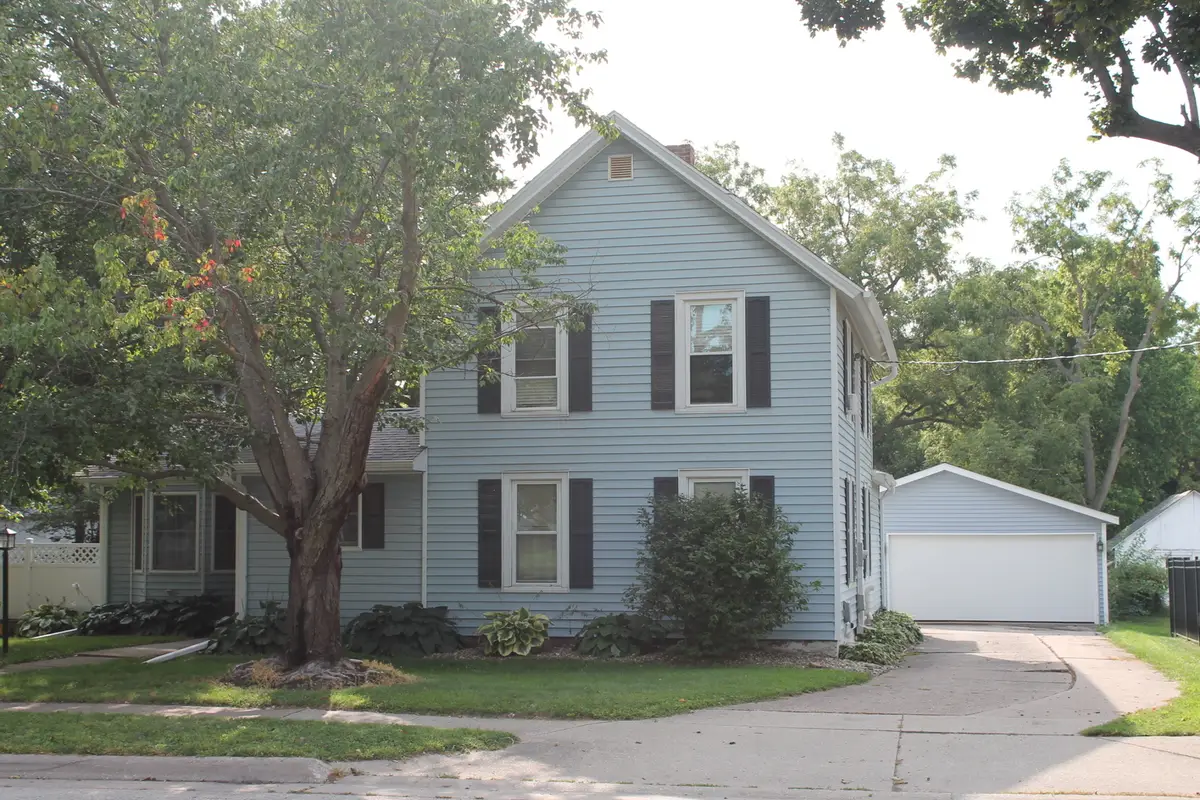 235 S Stewart Street, Geneseo, IL 61254 - #1