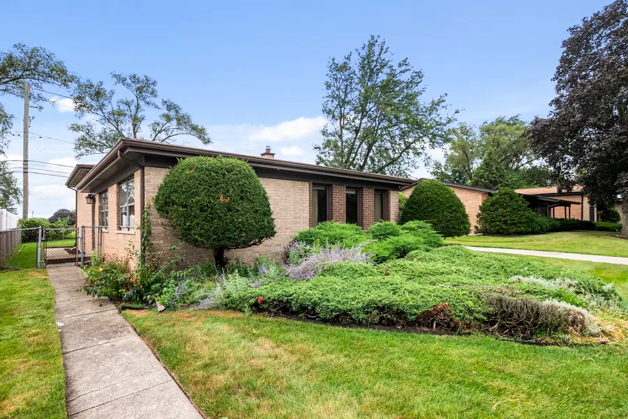 15310 Drexel Avenue, South Holland, IL 60473 - #2