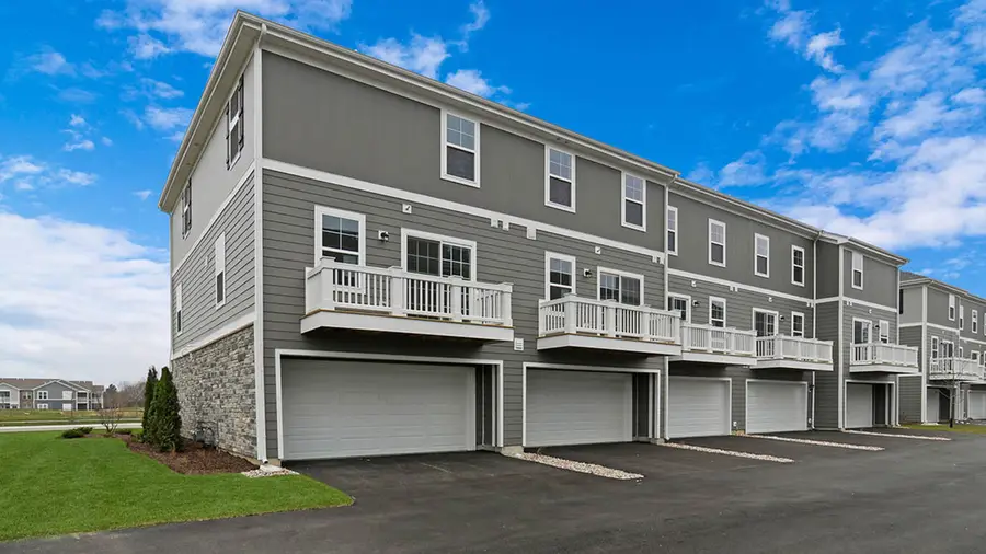 299 Basin Court, Saint Charles, IL 60174 - #2
