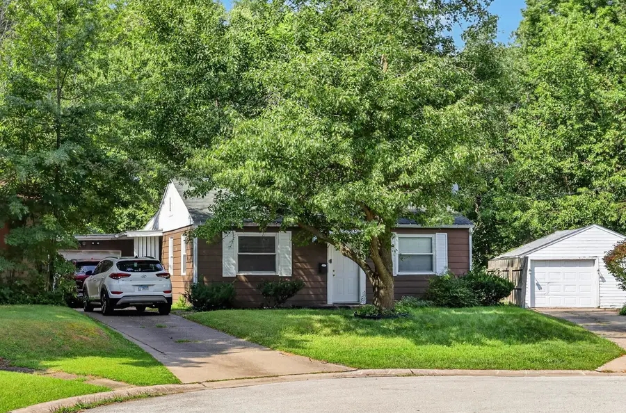 1103 37th St Court, Moline, IL 61265 - #2