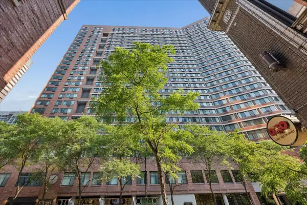 211 E Ohio Street #2706, Chicago, IL 60611