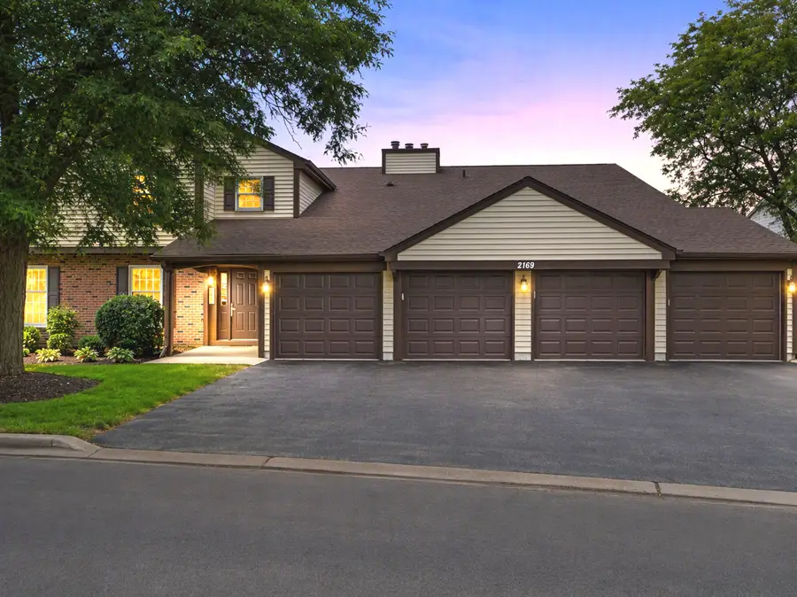 2169 Sunderland Court #201B, Naperville, IL 60565 - #2
