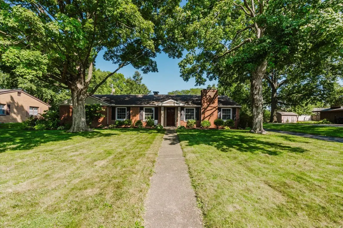 914 Hastings Drive, Bloomington, IL 61701 - #1