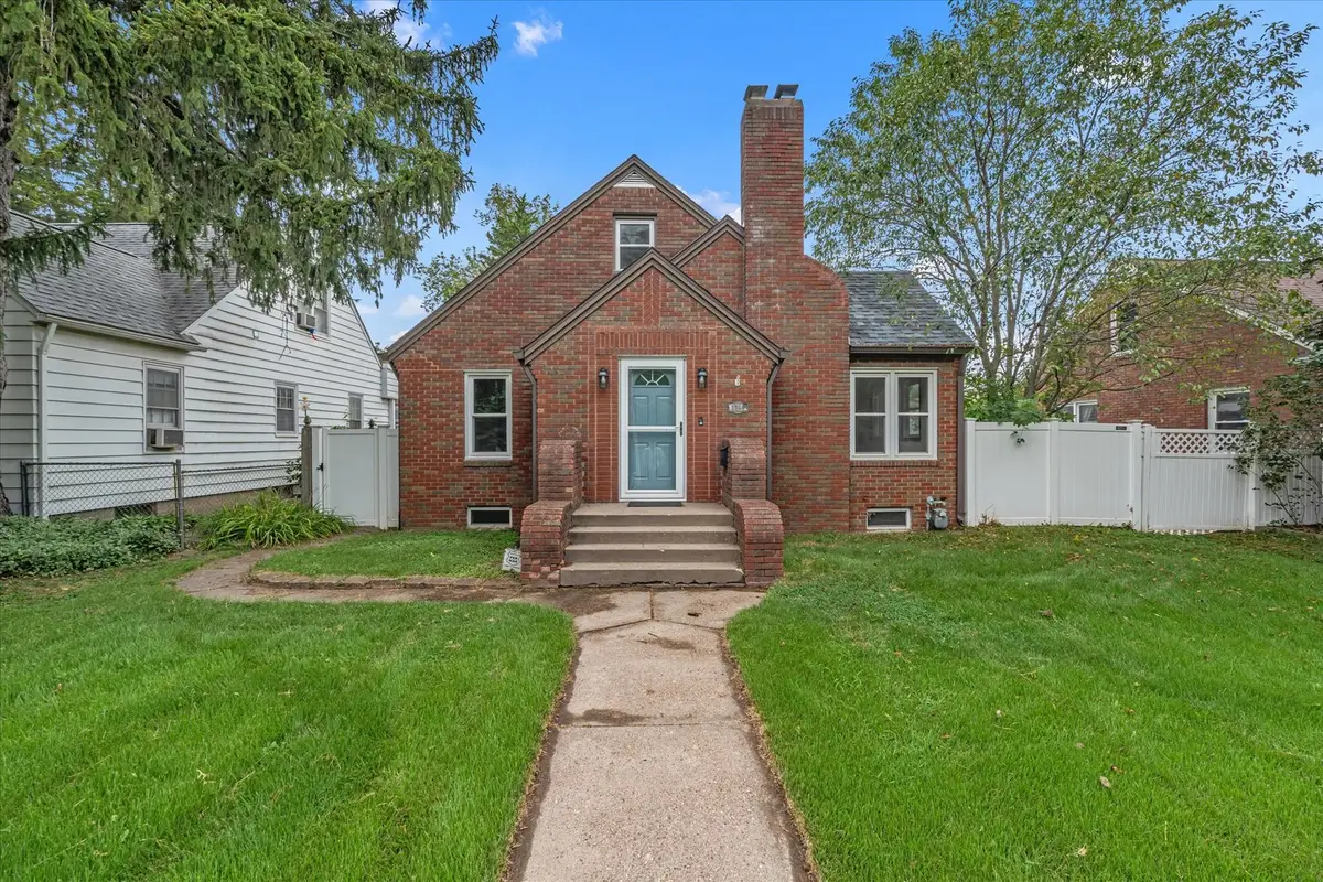 2348 Elm Street, Davenport, IA 52803 - #1