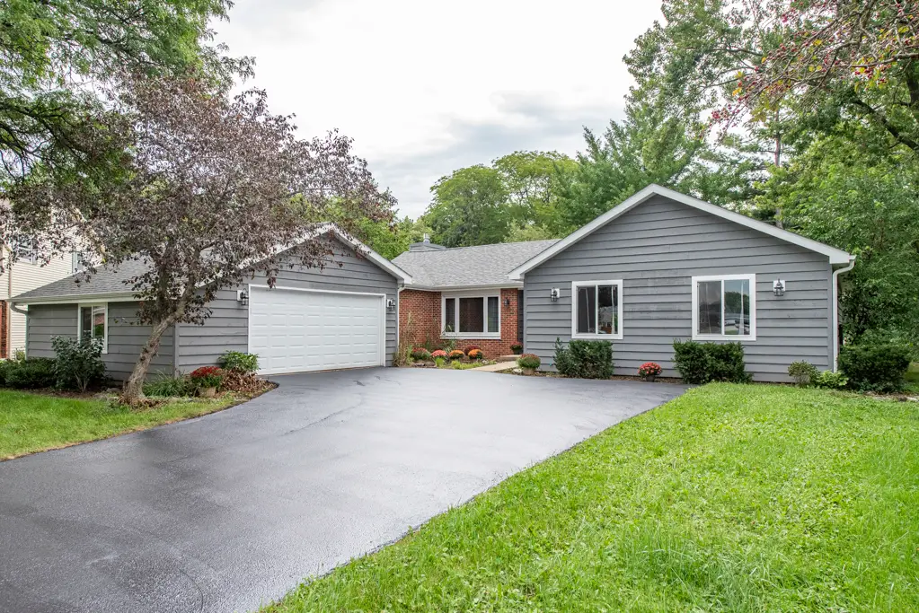 579 Phillips Circle, Antioch, IL 60002 - #1