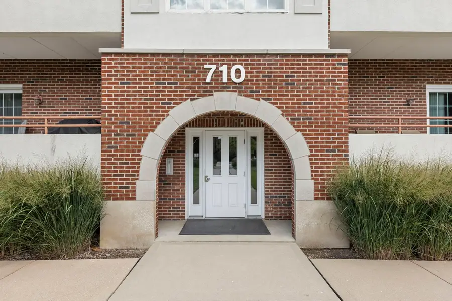 710 W 63rd Street #203, Westmont, IL 60559 - #3