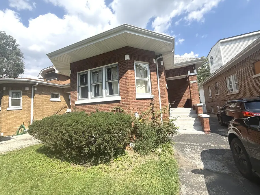1103 N 8th Avenue, Maywood, IL 60153 - #2