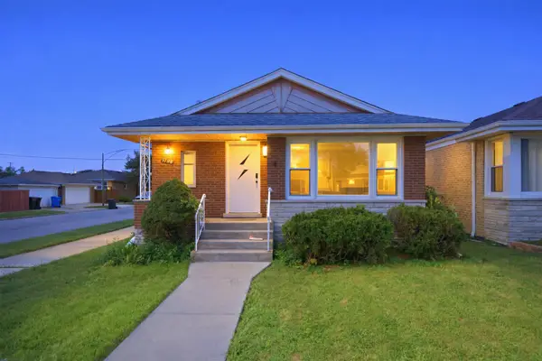 3798 W 76th Place, Chicago, IL 60652