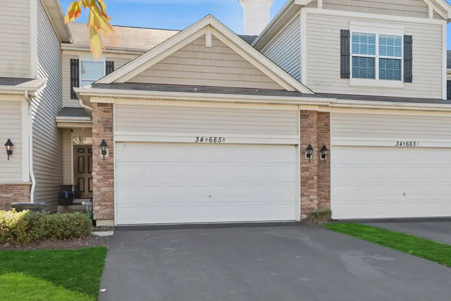 34W685 Roosevelt Avenue #B, Saint Charles, IL 60174 - #2
