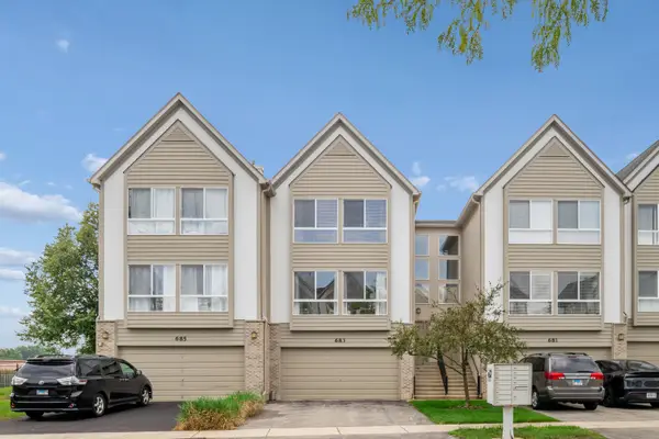 683 E Fountainview Drive, Mundelein, IL 60060