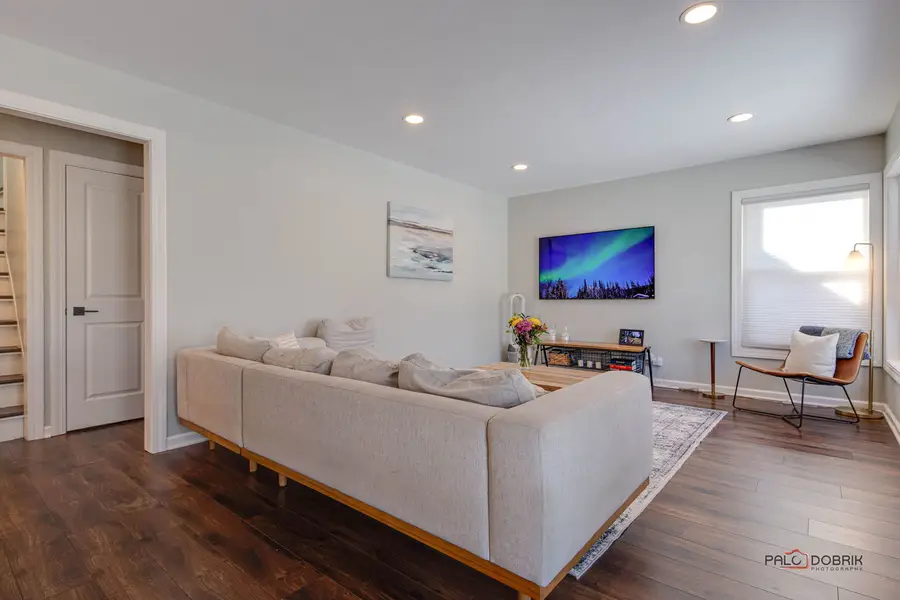 1011 N Haddow Avenue, Arlington Heights, IL 60004 - #2