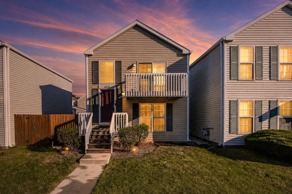 674 Four Seasons Boulevard, Aurora, IL 60504 - #1