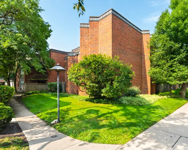 2140 N Lincoln Avenue #5207, Chicago, IL 60614