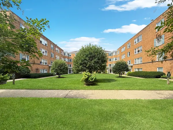 520 Michigan Avenue #1W, Evanston, IL 60202