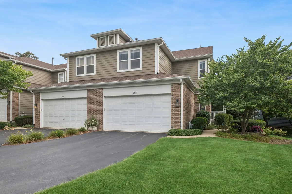 203 Tanglewood Drive, Glen Ellyn, IL 60137 - #1