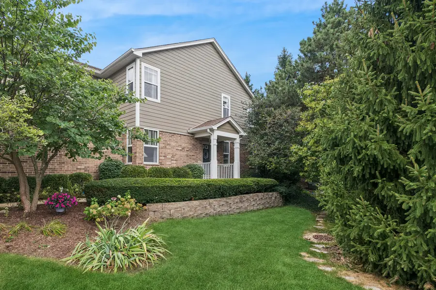203 Tanglewood Drive, Glen Ellyn, IL 60137 - #2