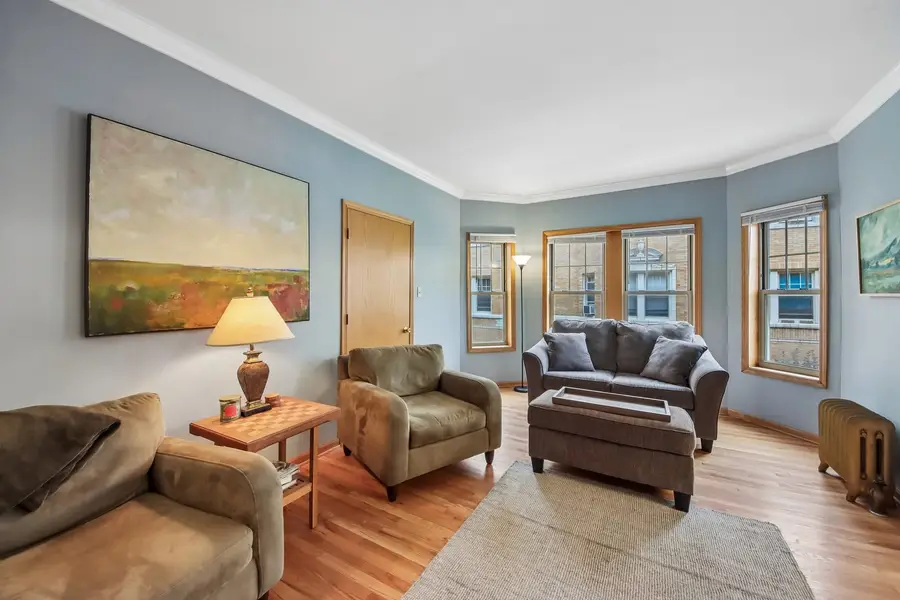241 Washington Boulevard #1A, Oak Park, IL 60302 - #3