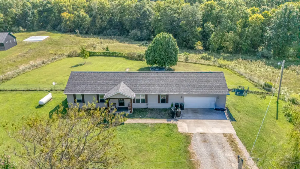 15644 N Sunfish Lane, Woodlawn, IL 62898 - #1