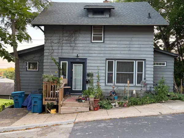 23 Keller Street, Savanna, IL 61074
