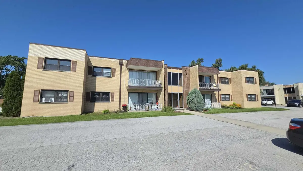 18320 Cherry Creek Drive #4, Homewood, IL 60430 - #1