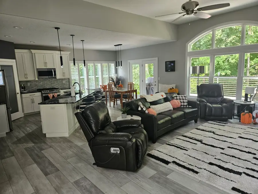 4203 33rd Avenue, Moline, IL 61265 - #2
