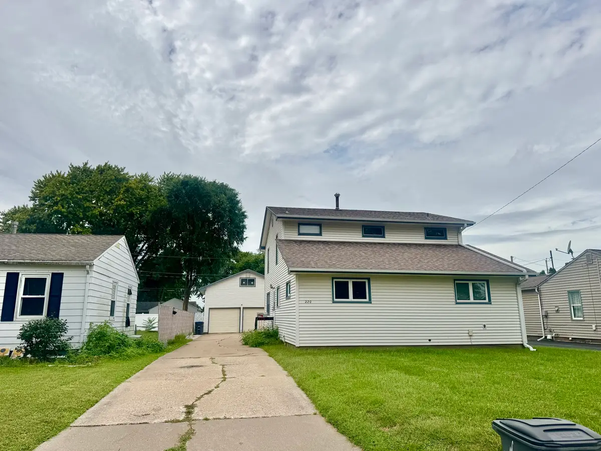 220 5th Street E, Milan, IL 61264 - #1