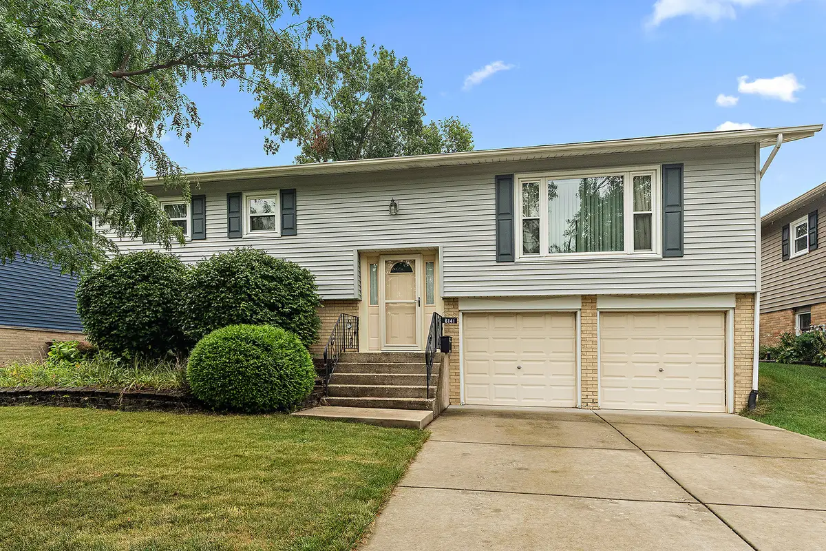 6141 Rob Roy Drive, Oak Forest, IL 60452 - #1